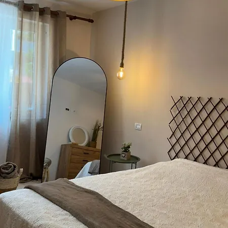 Warm&stylish Apartment